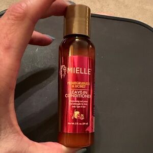 Mielle Pomegranate & Honey Leave-In Conditioner - Brown